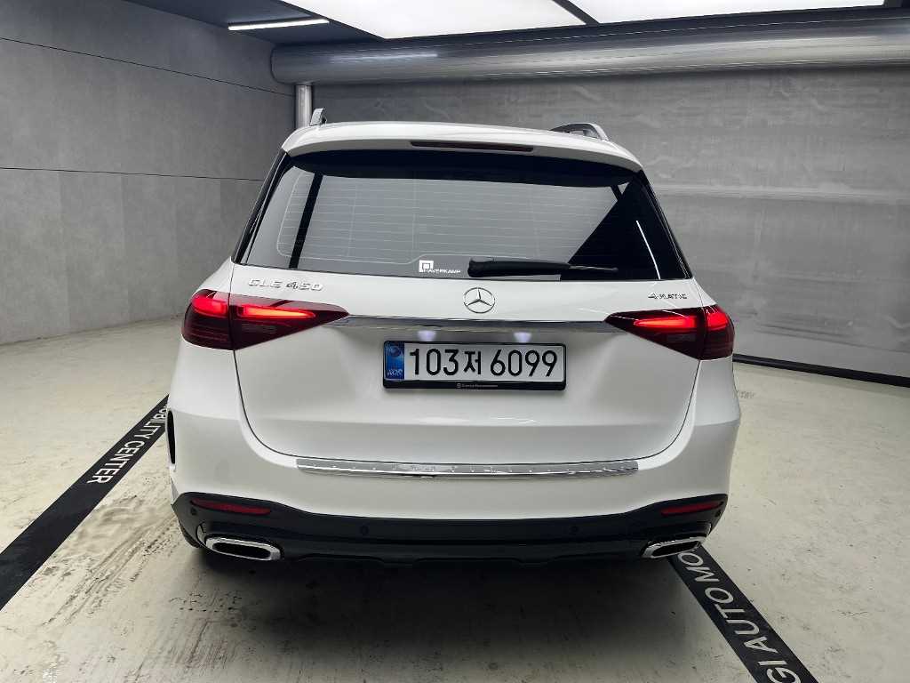 2026 Mercedes-Benz GLE Mercedes Benz Class Ref 416023 - Miniatura 3