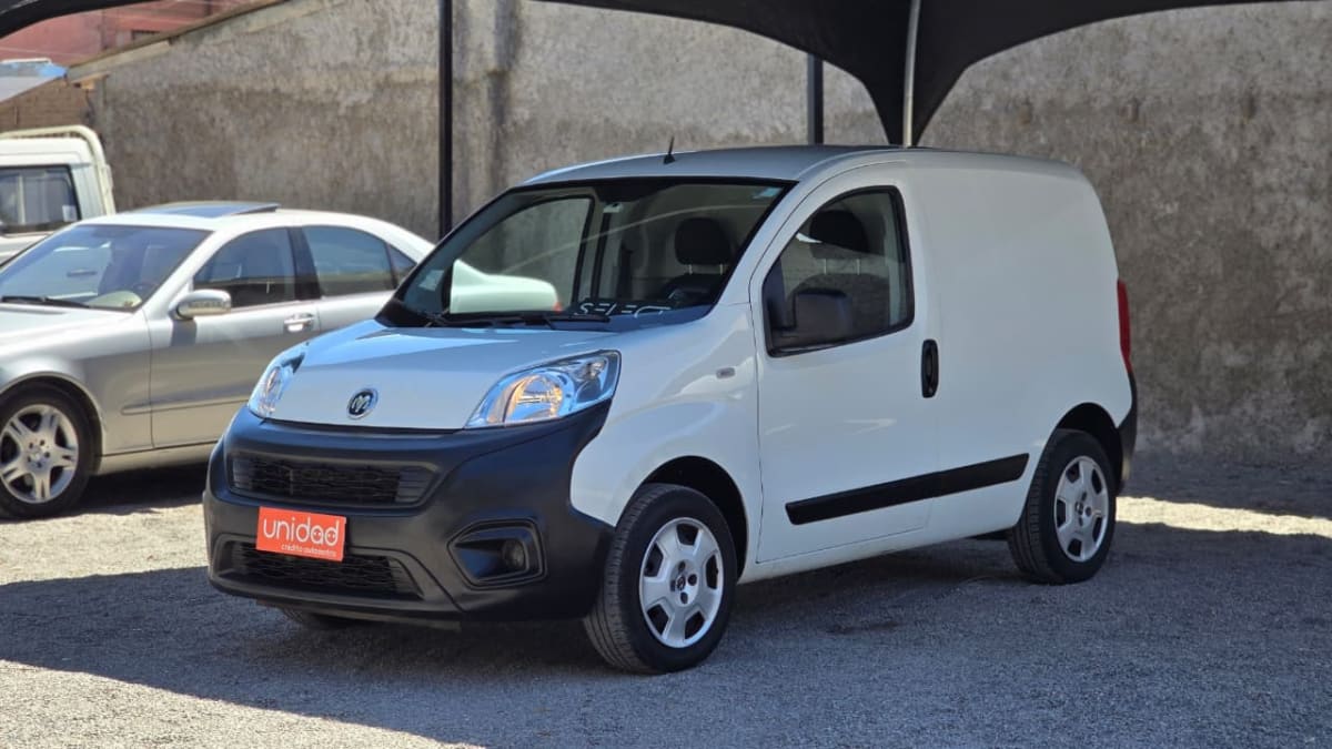 2023 RAM V700 City - Miniatura 10