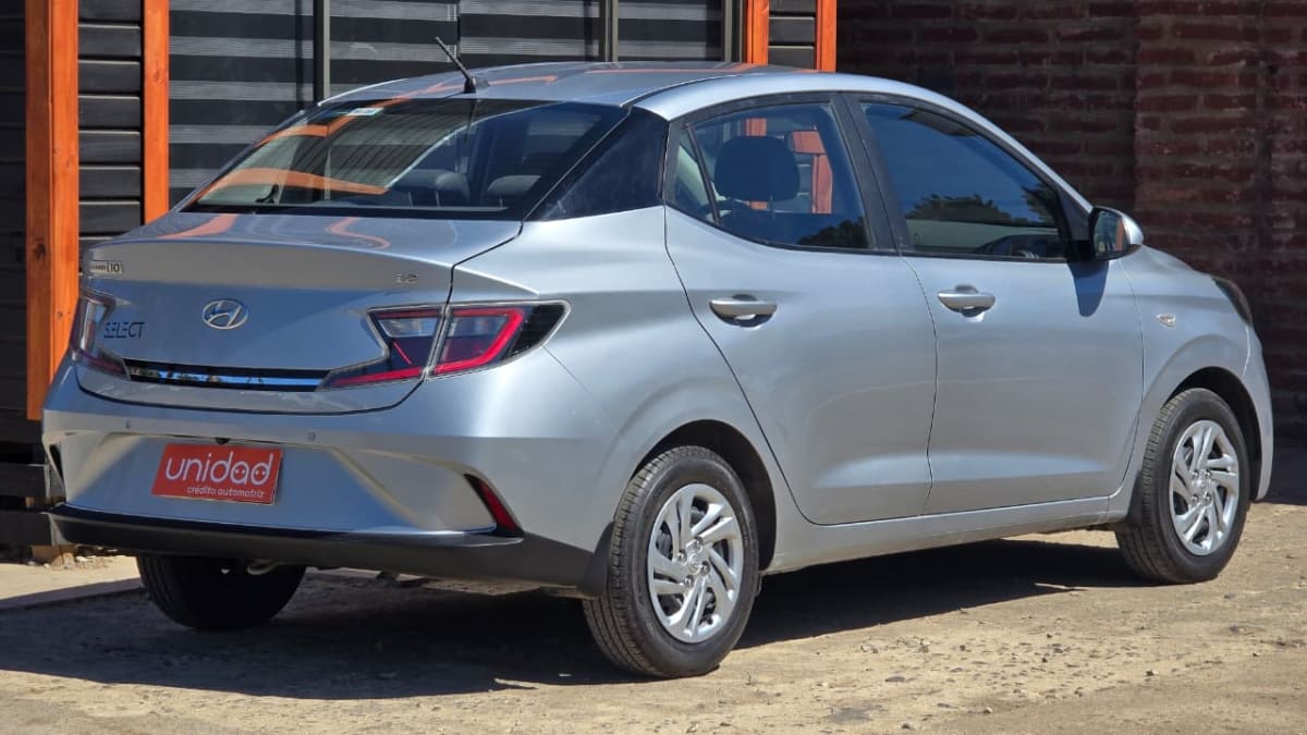 2022 Hyundai Gran i10 - Miniatura 9