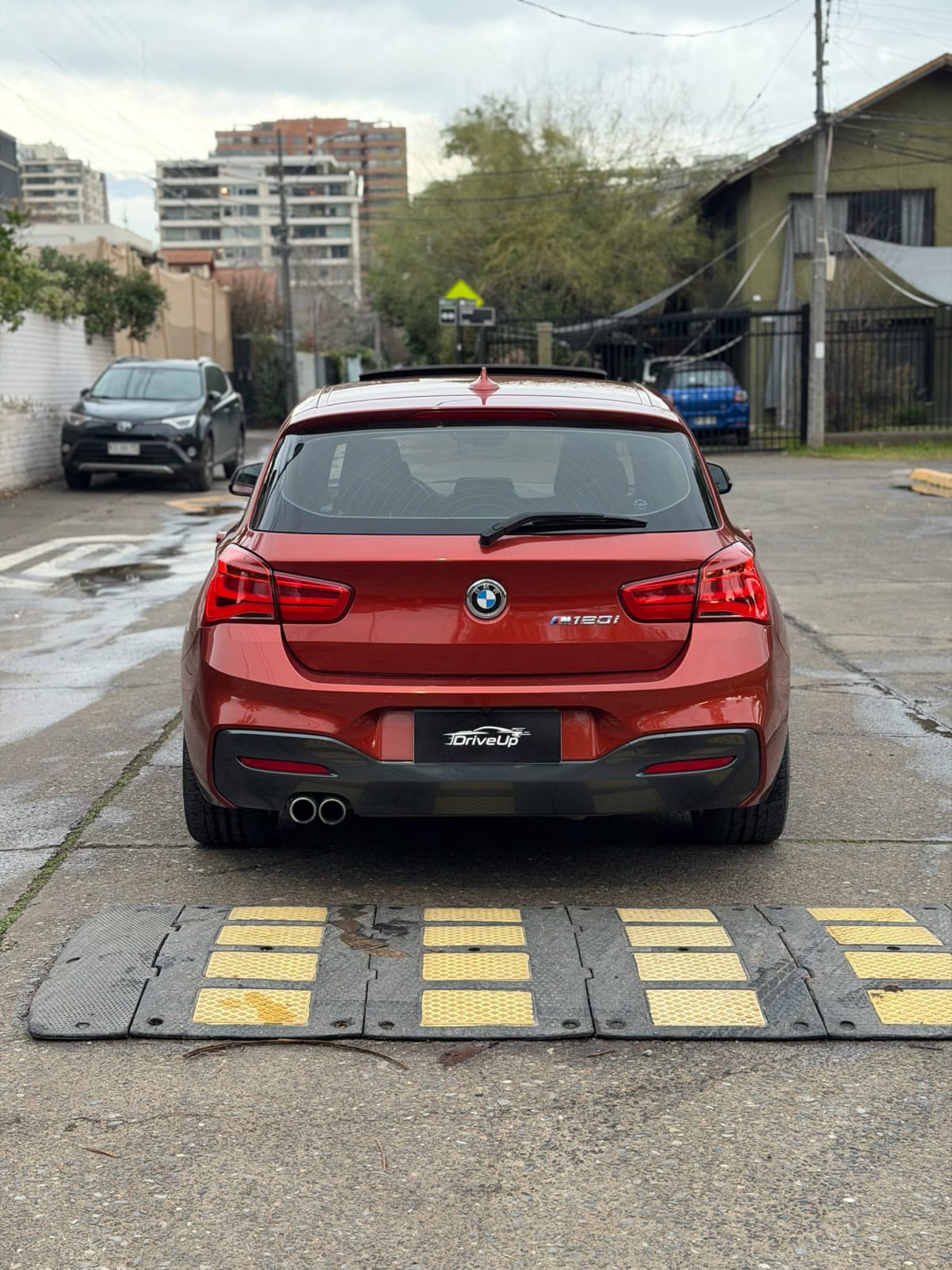 2018 BMW 120I 2.0T - Miniatura 4