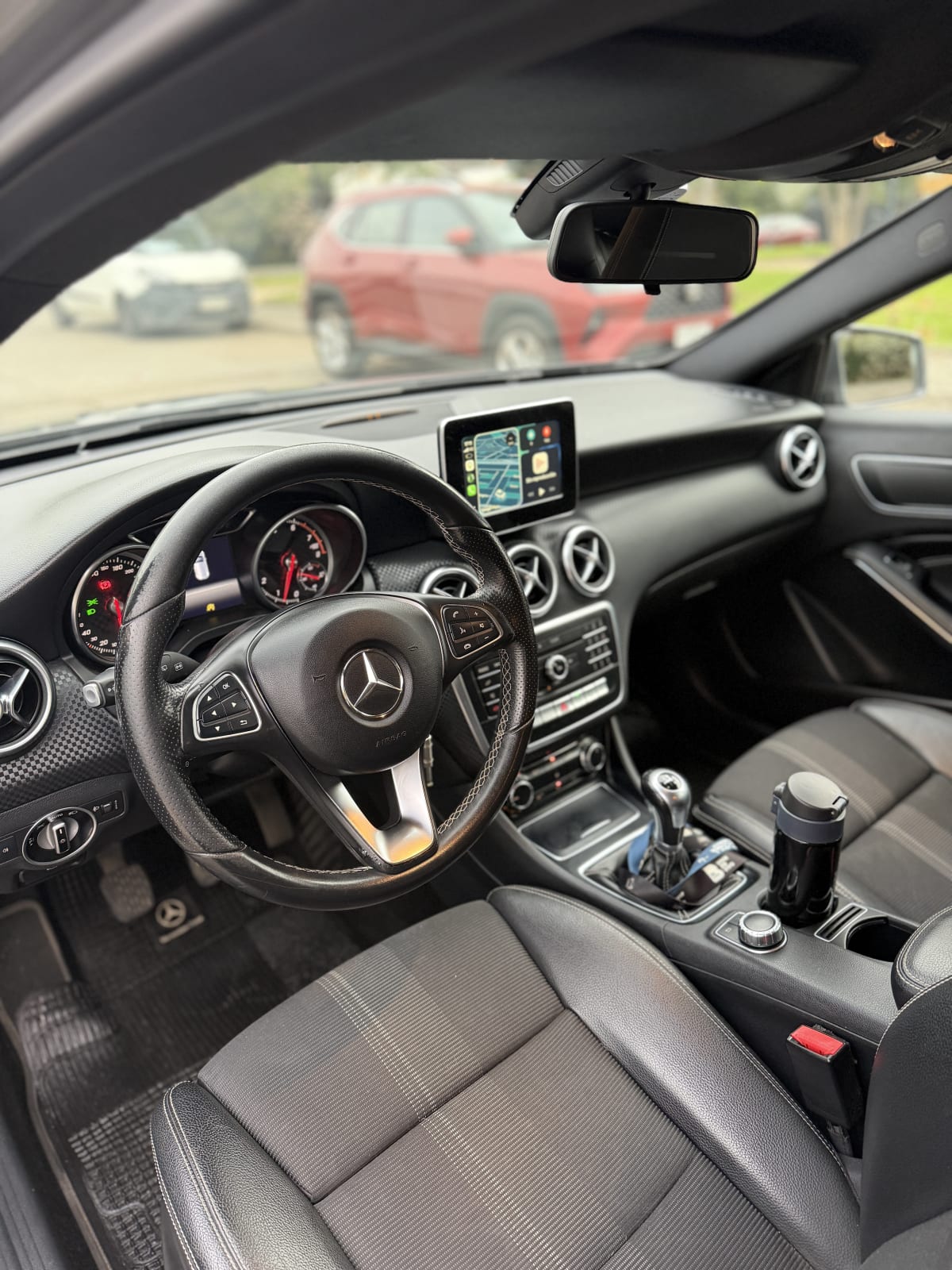 2018 Mercedes Benz A200 - Miniatura 9