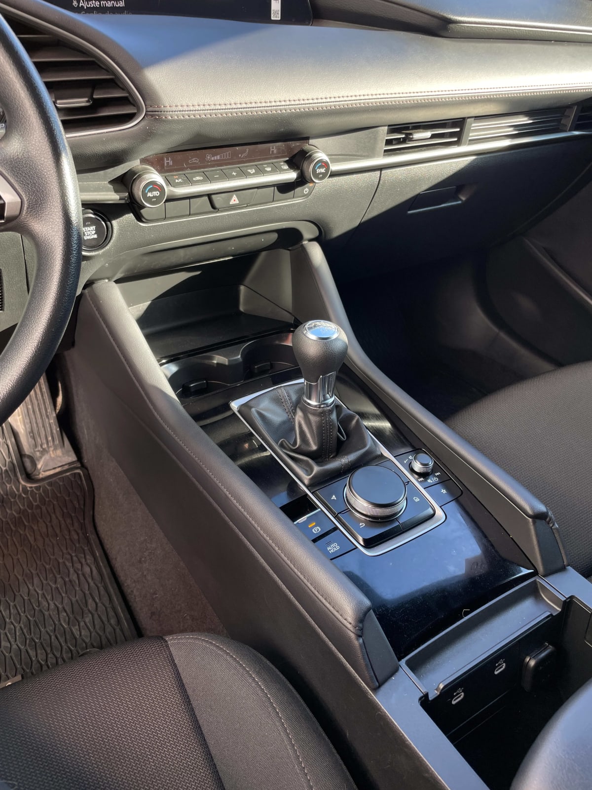 2024 Mazda 3 HB - Miniatura 9
