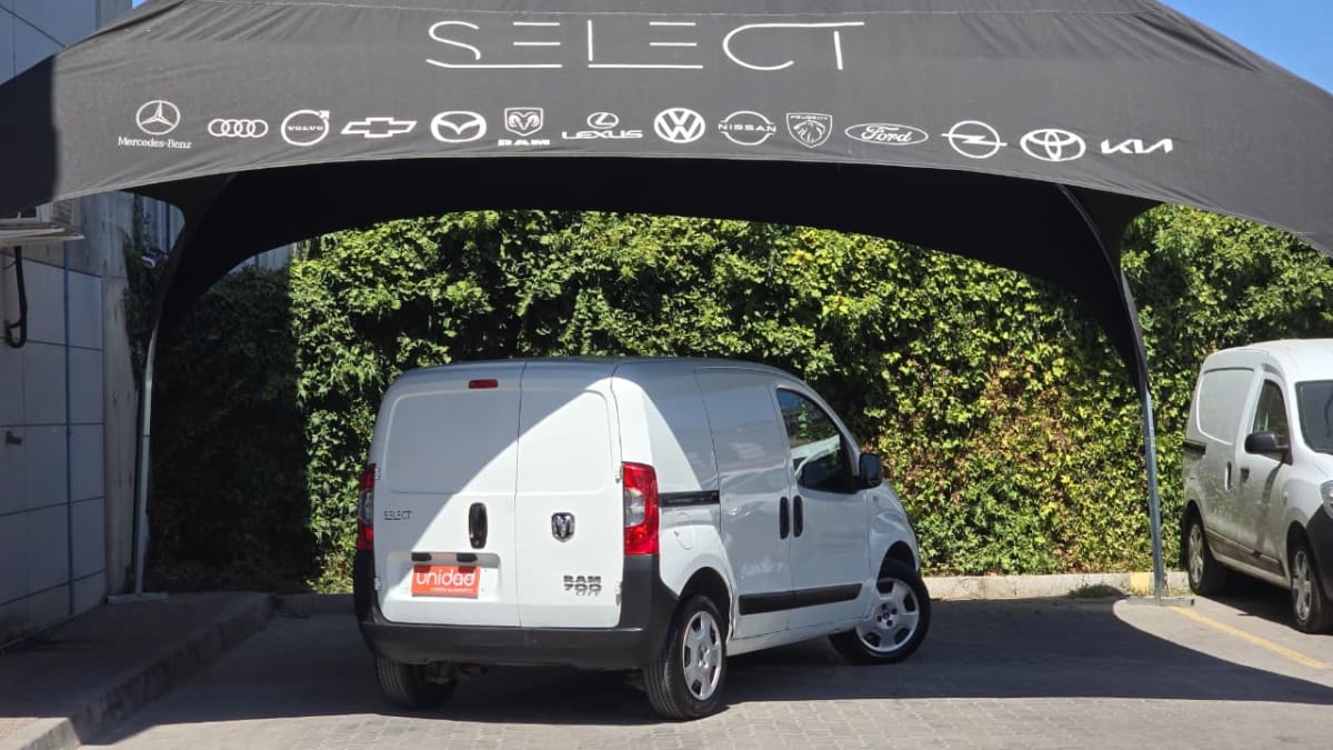 2022 RAM V700 CITY - Miniatura 9