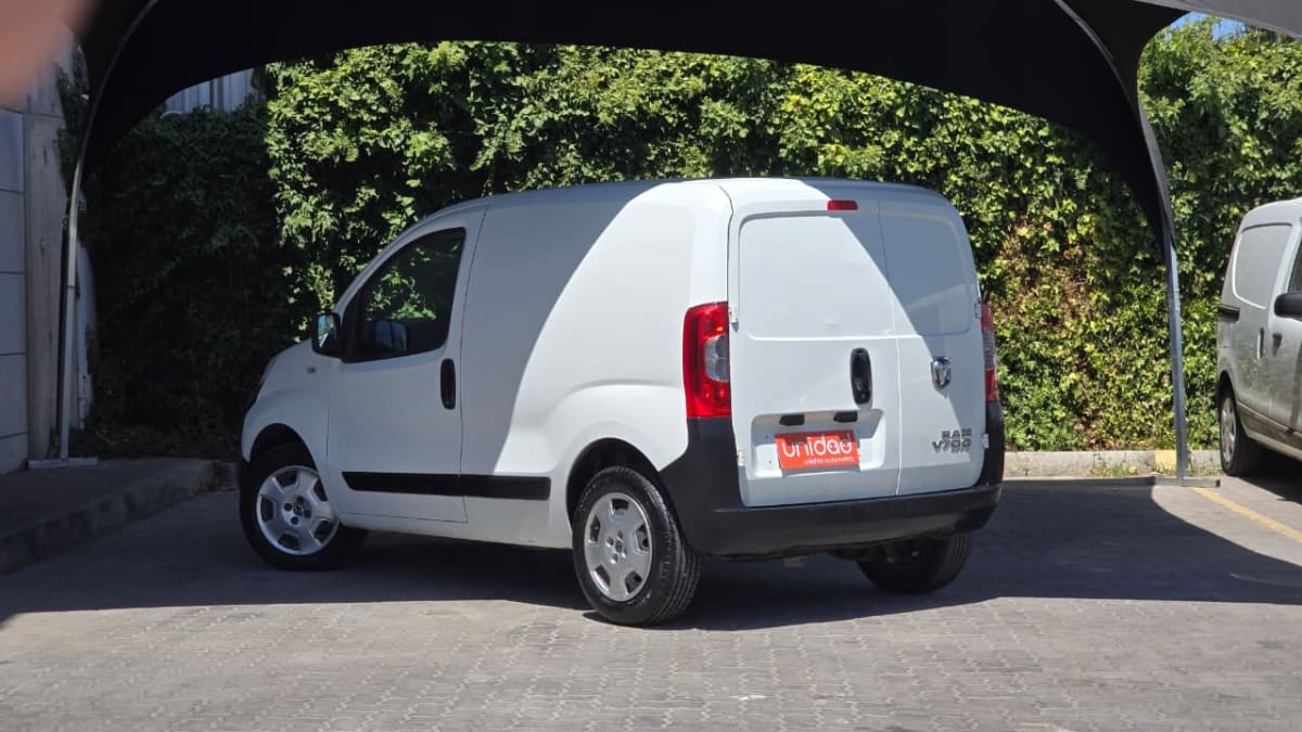 2022 RAM V700 City - Miniatura 6
