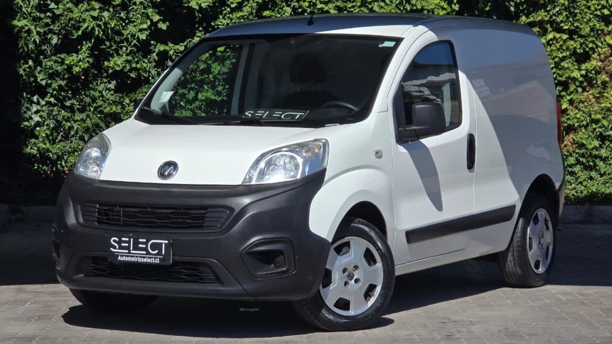 2022 RAM V700 City - Imagen 1