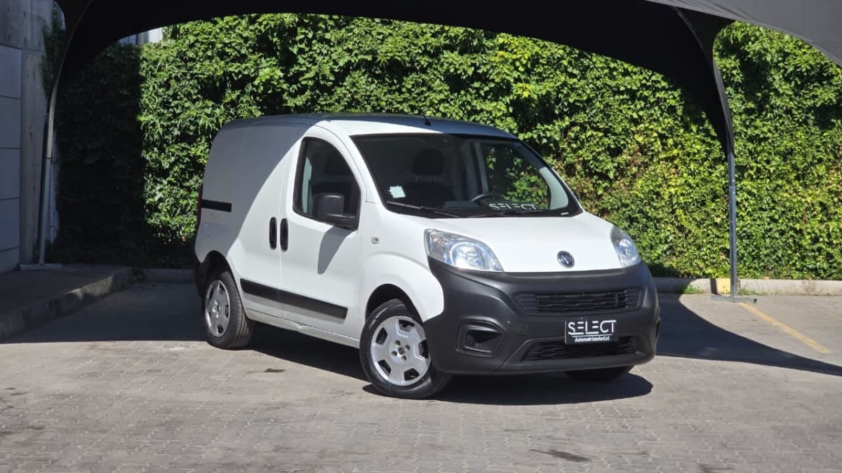 2022 RAM V700 City - Miniatura 5