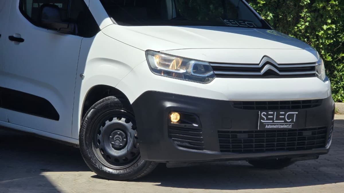 2022 Citroën Berlingo 1.6 - Miniatura 8
