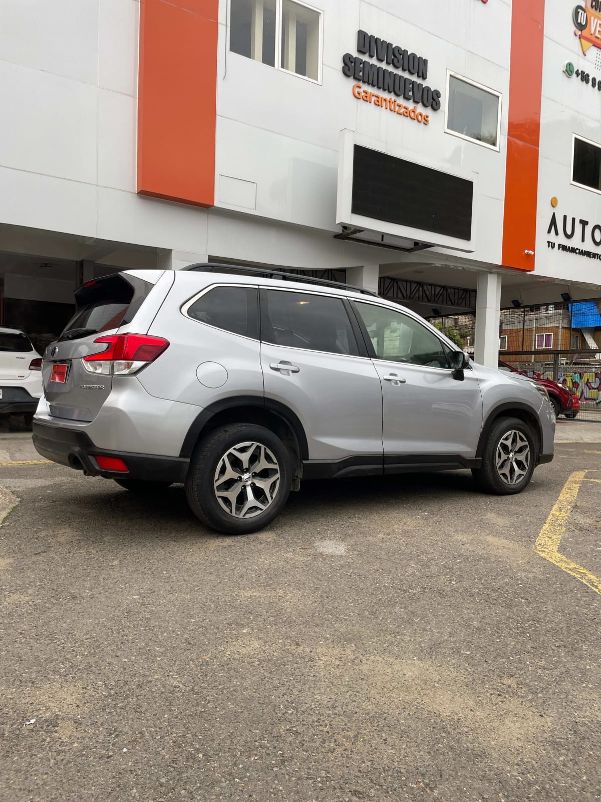2022 SUBARU FORESTER CVT - Miniatura 2