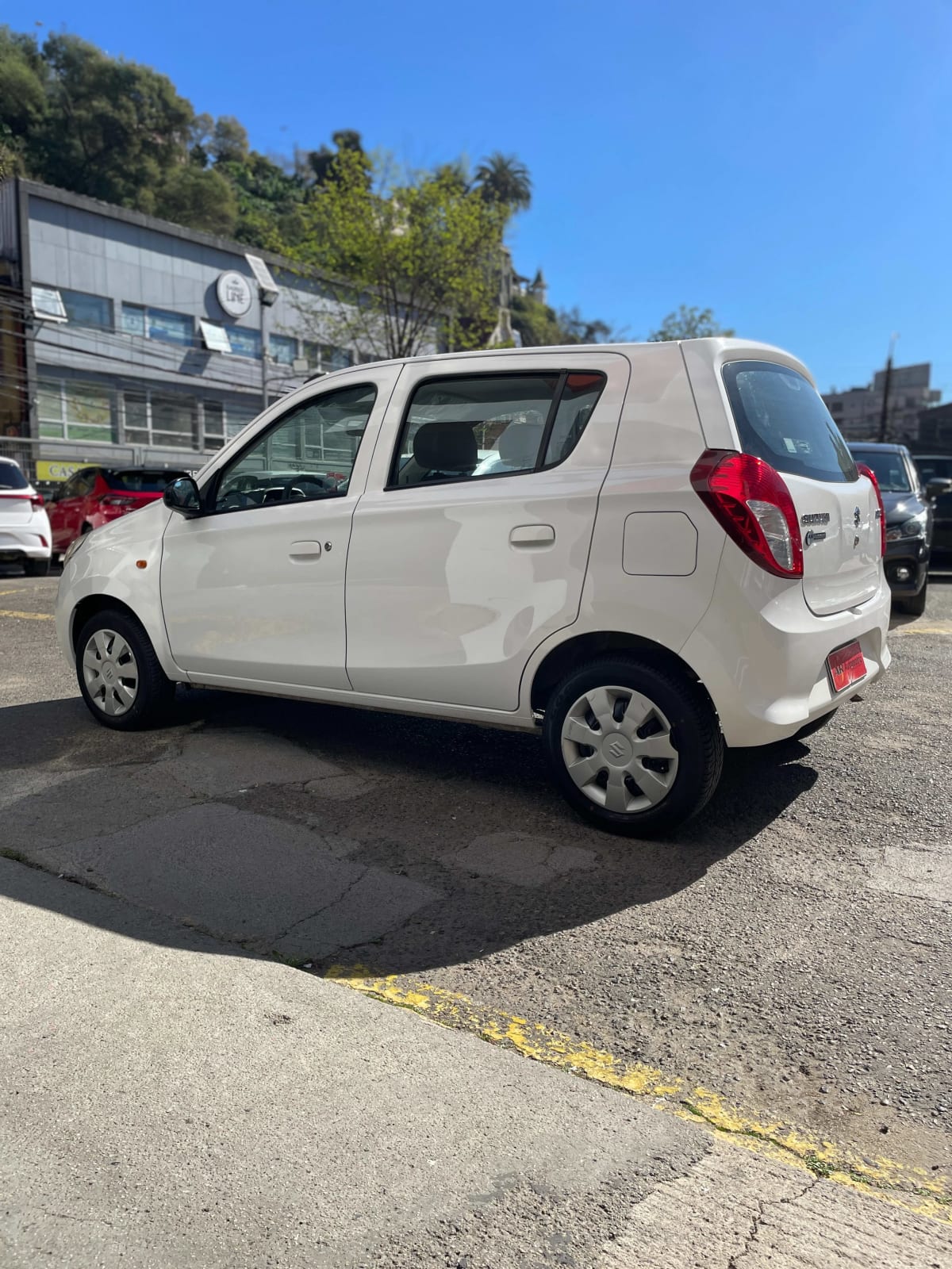 2022 Suzuki ALTO GLX - Miniatura 2