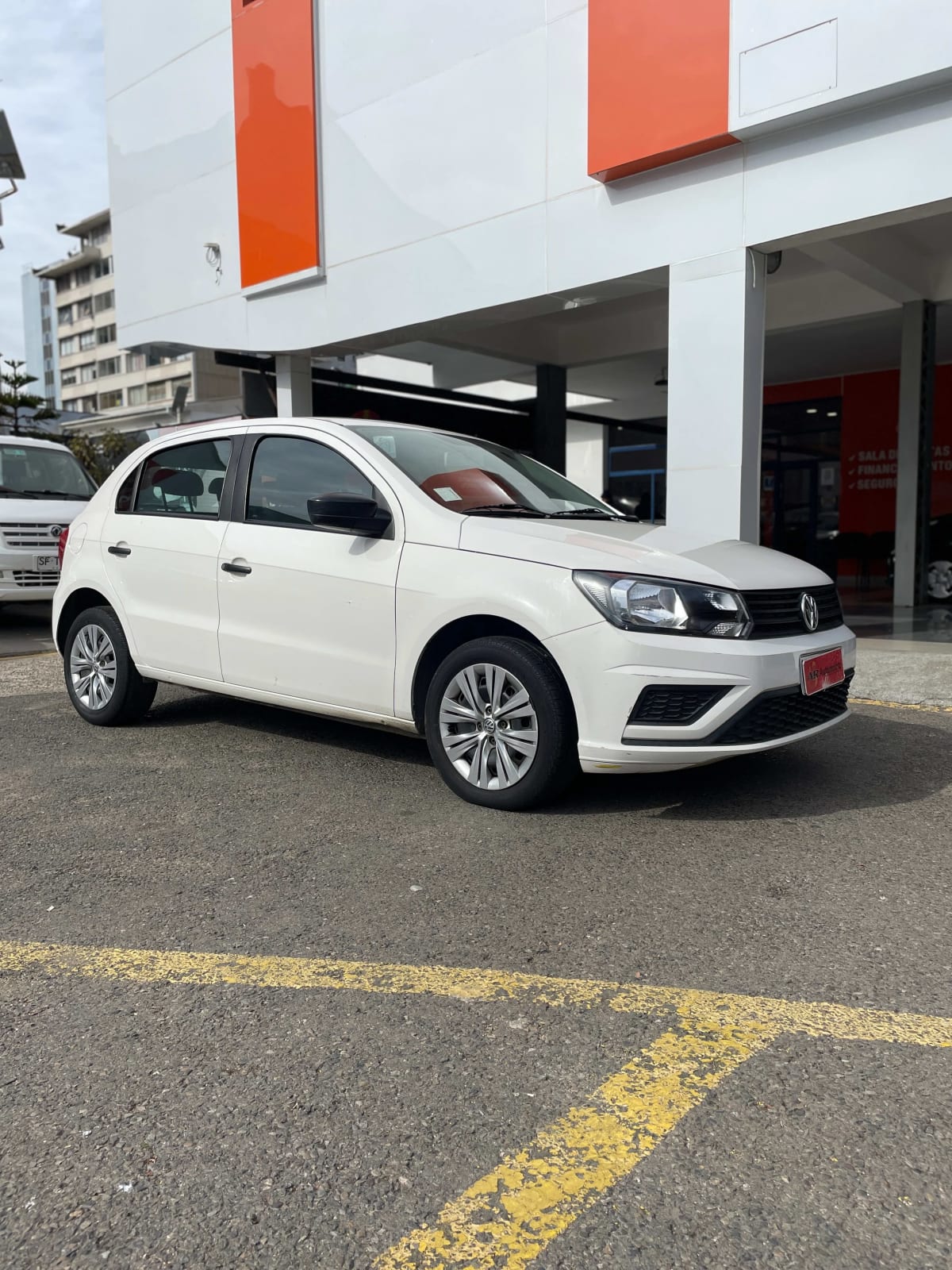 2019 Volkswagen GOL TRENDLINE - Miniatura 6