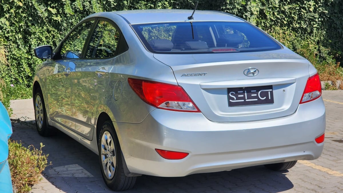 2016 Hyundai Accent 1.4 - Miniatura 6