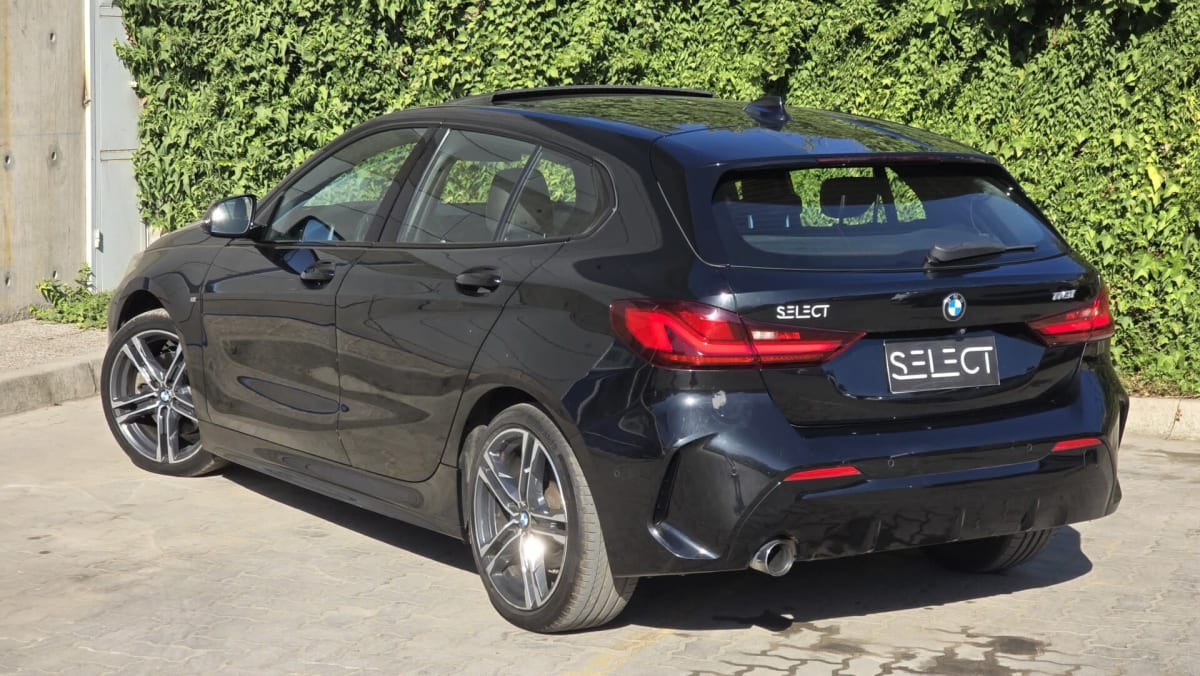 2020 BMW 118i - Miniatura 4