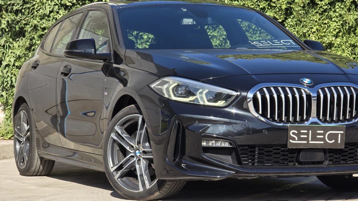 2020 BMW 118i - Miniatura 8