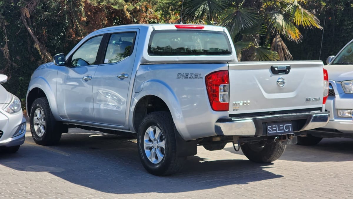 2019 Nissan Np300 XE - Miniatura 5