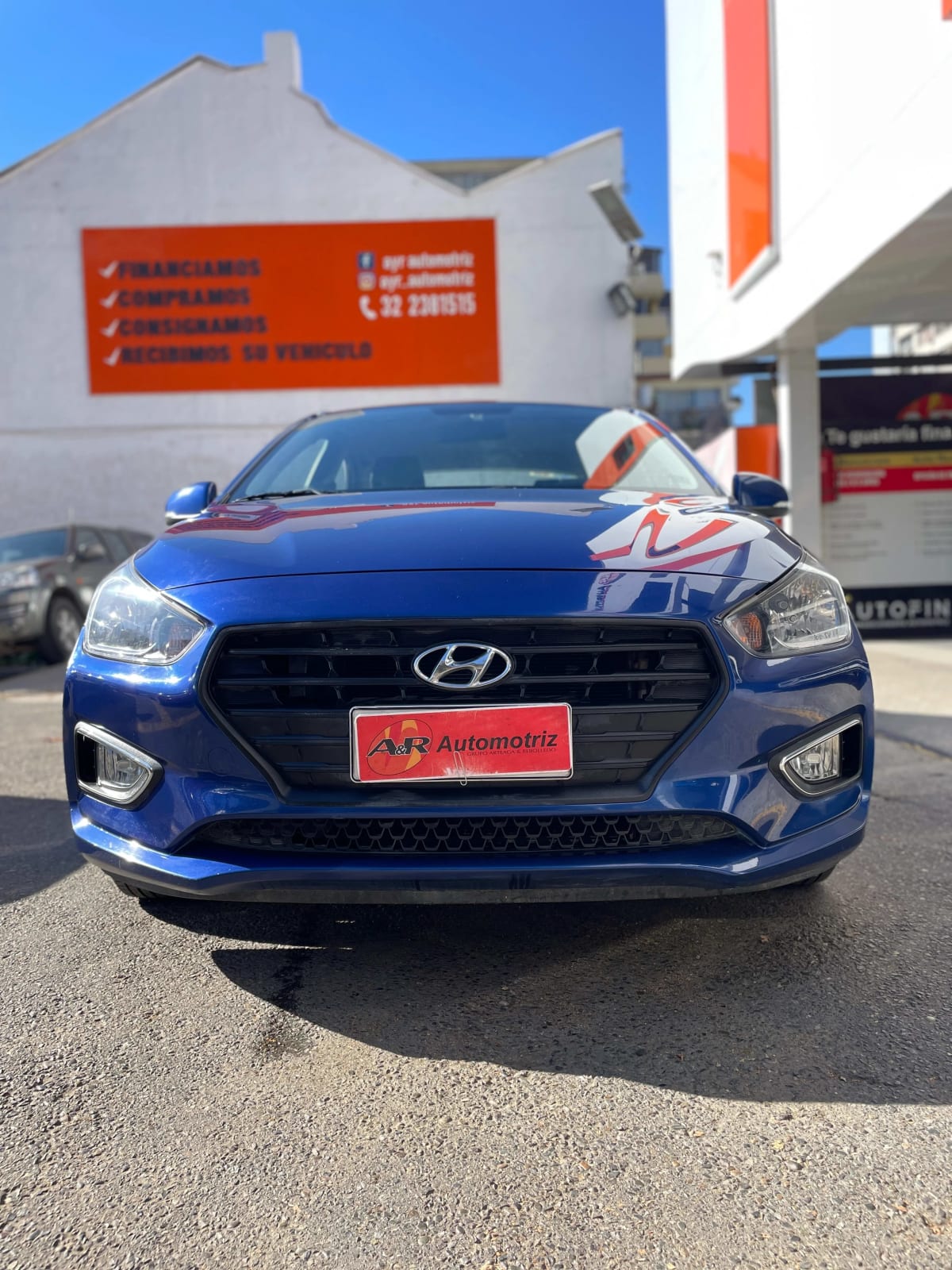 2022 Hyundai VERNA CB - Miniatura 2