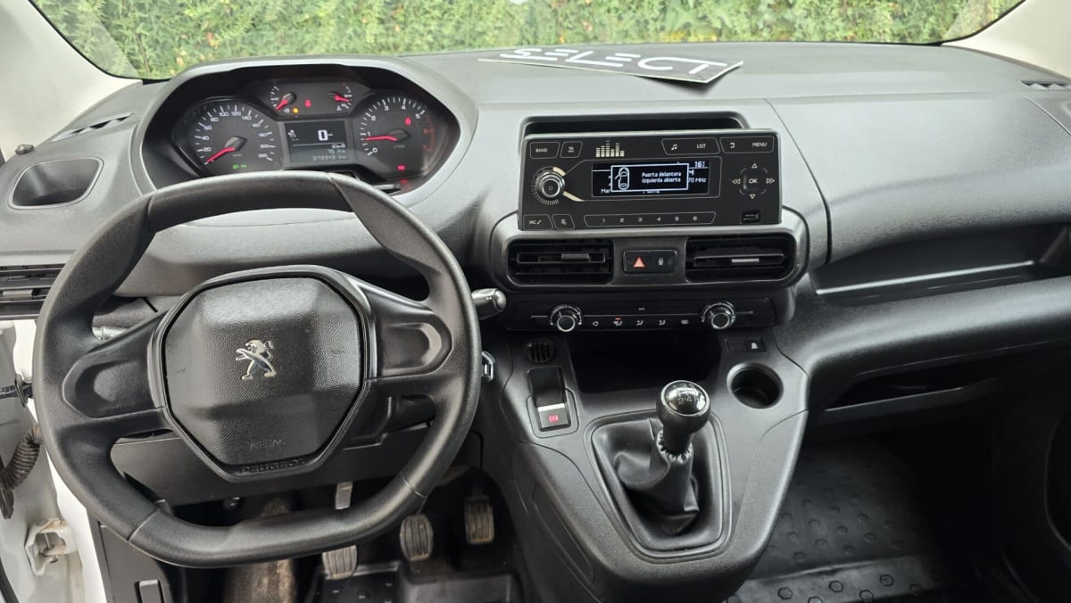 2021 Peugeot Partner - Miniatura 9
