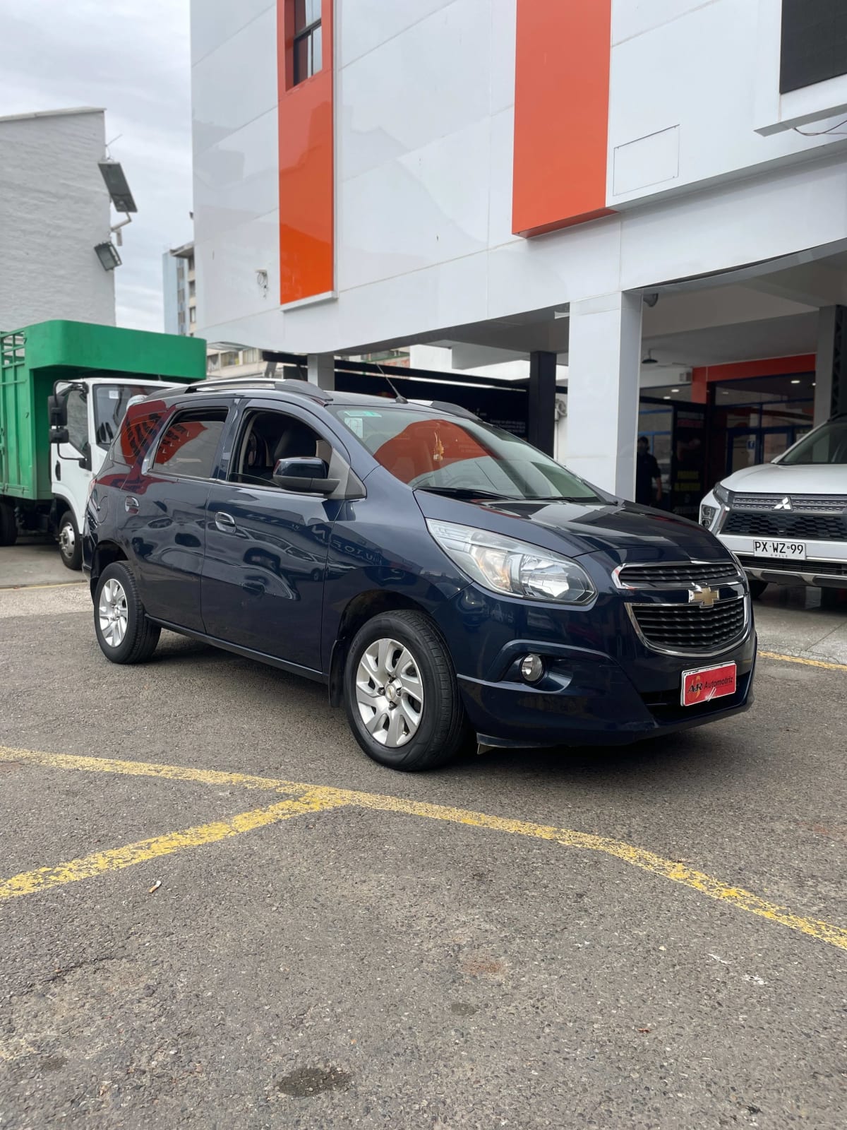 2018 CHEVROLET SPIN LTZ - Miniatura 3