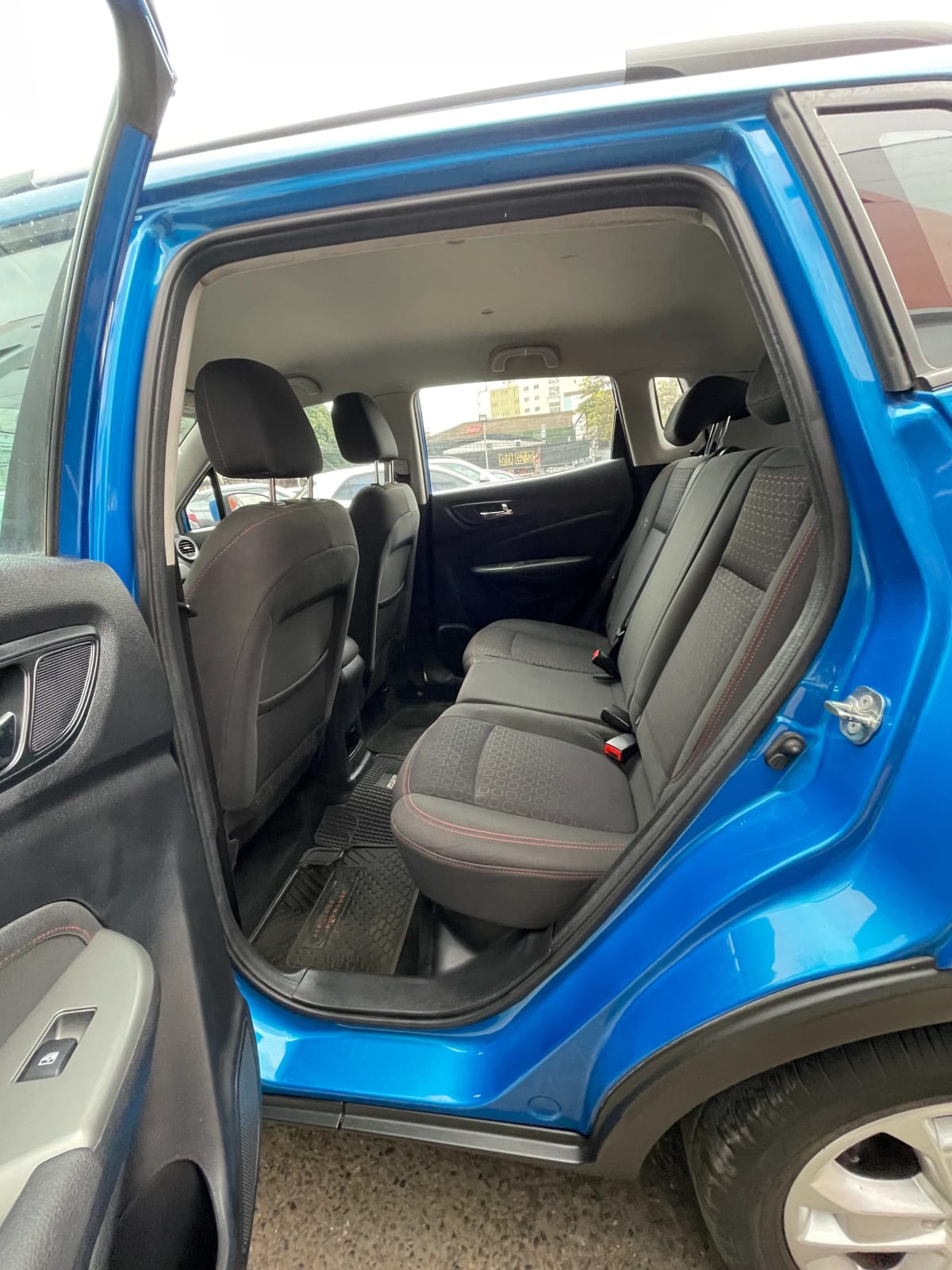 2022 CHANGAN CS15 1.5 - Miniatura 7