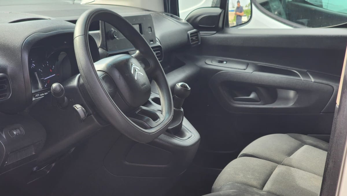 2020 Citroën Berlingo 1.6 - Miniatura 9