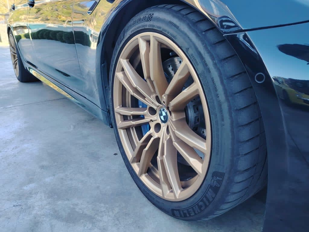 2020 BMW M5 Negro - Miniatura 9