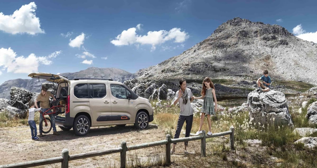 2026 Citroën BERLINGO MULTISPACE - Miniatura 9