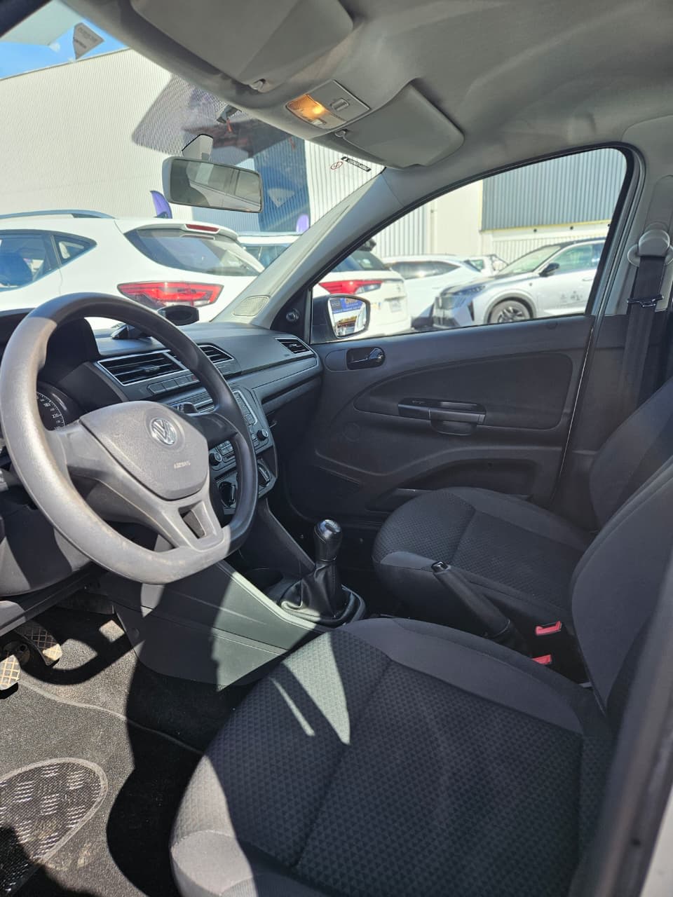 2022 Volkswagen Gol - Miniatura 8