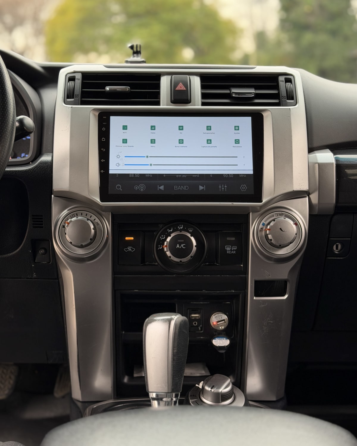 2018 Toyota 4RUNNER 4.0 - Miniatura 7