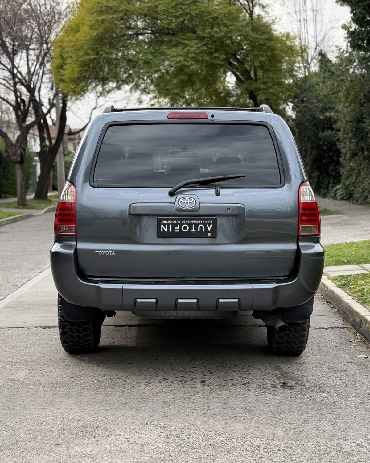 2009 Toyota 4runner SR5 - Miniatura 4