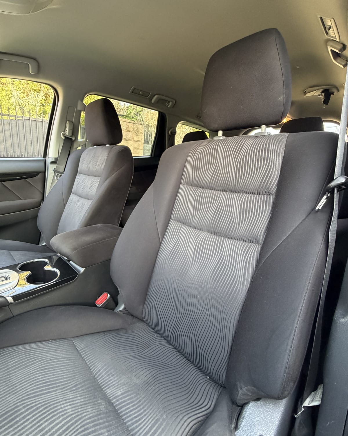 2019 Mitsubishi MONTERO SPORT 3.0 - Miniatura 10