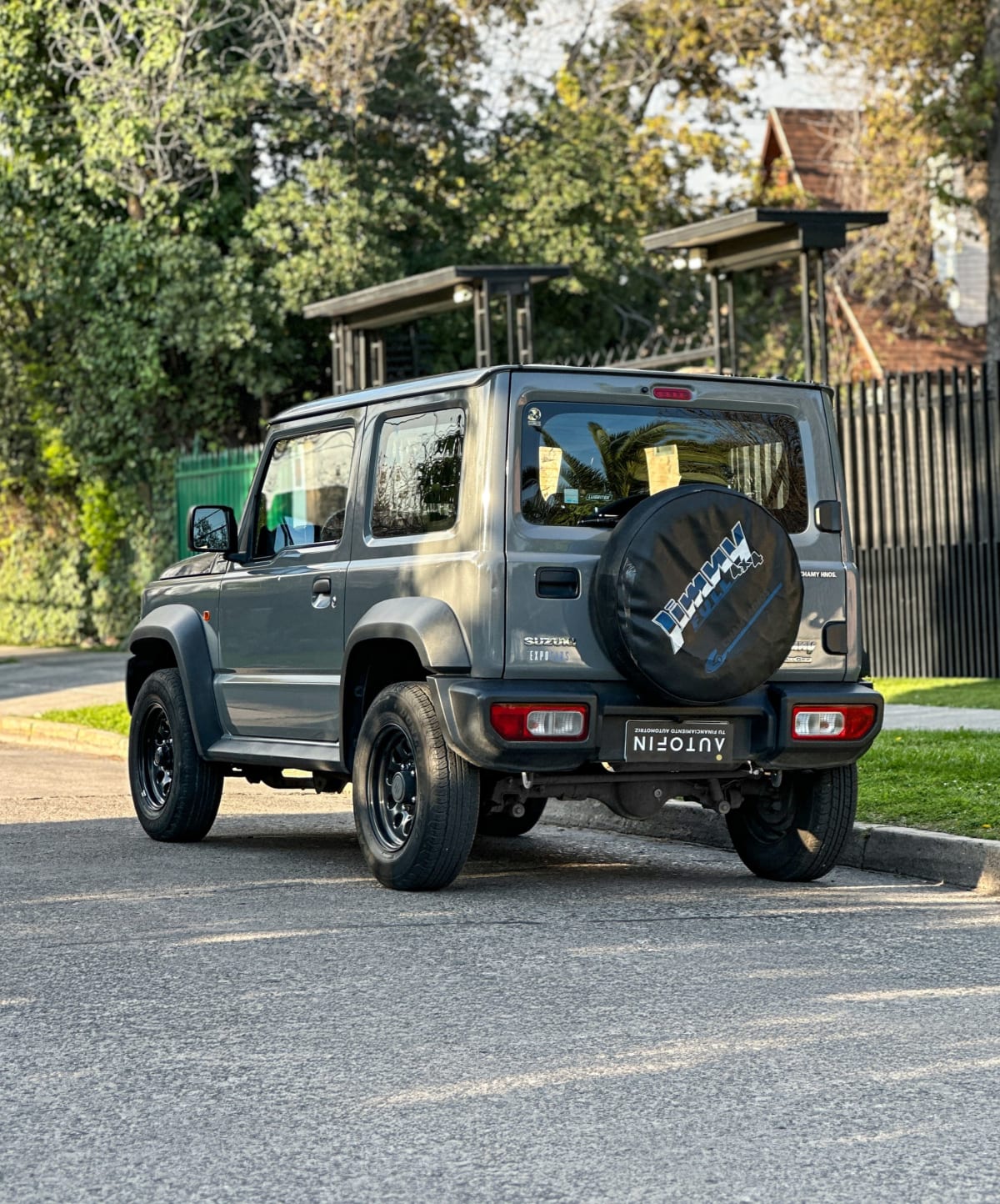 2022 Suzuki Jimny 1.5 - Miniatura 3