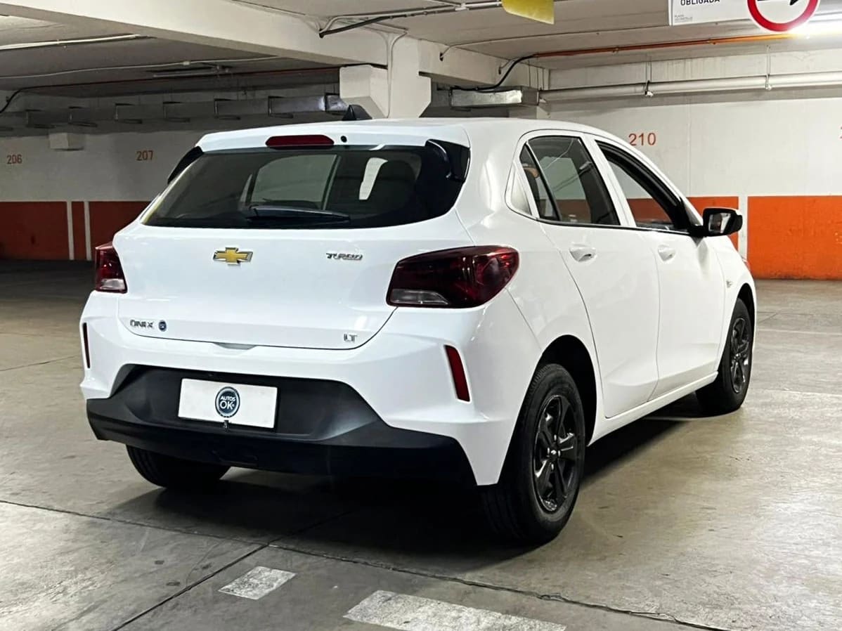 2023 Chevrolet Onix Lt - Miniatura 6