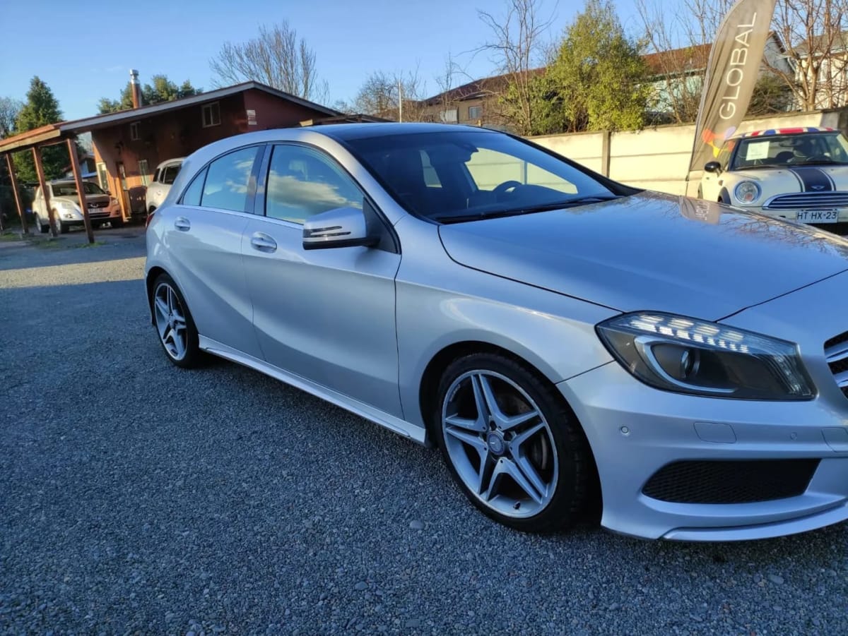 2016 Mercedes-Benz A 200 1.6 Plata - Miniatura 8