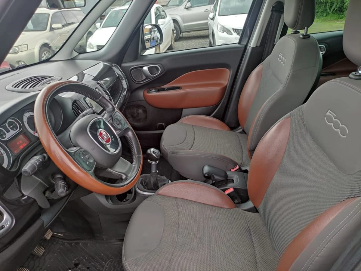 2016 Fiat 500L 1.4 - Miniatura 10