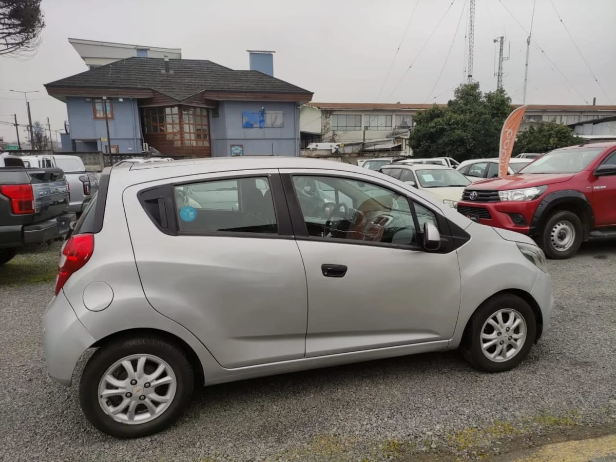 2019 Chevrolet Spark Gt 1.2 Plata - Miniatura 3