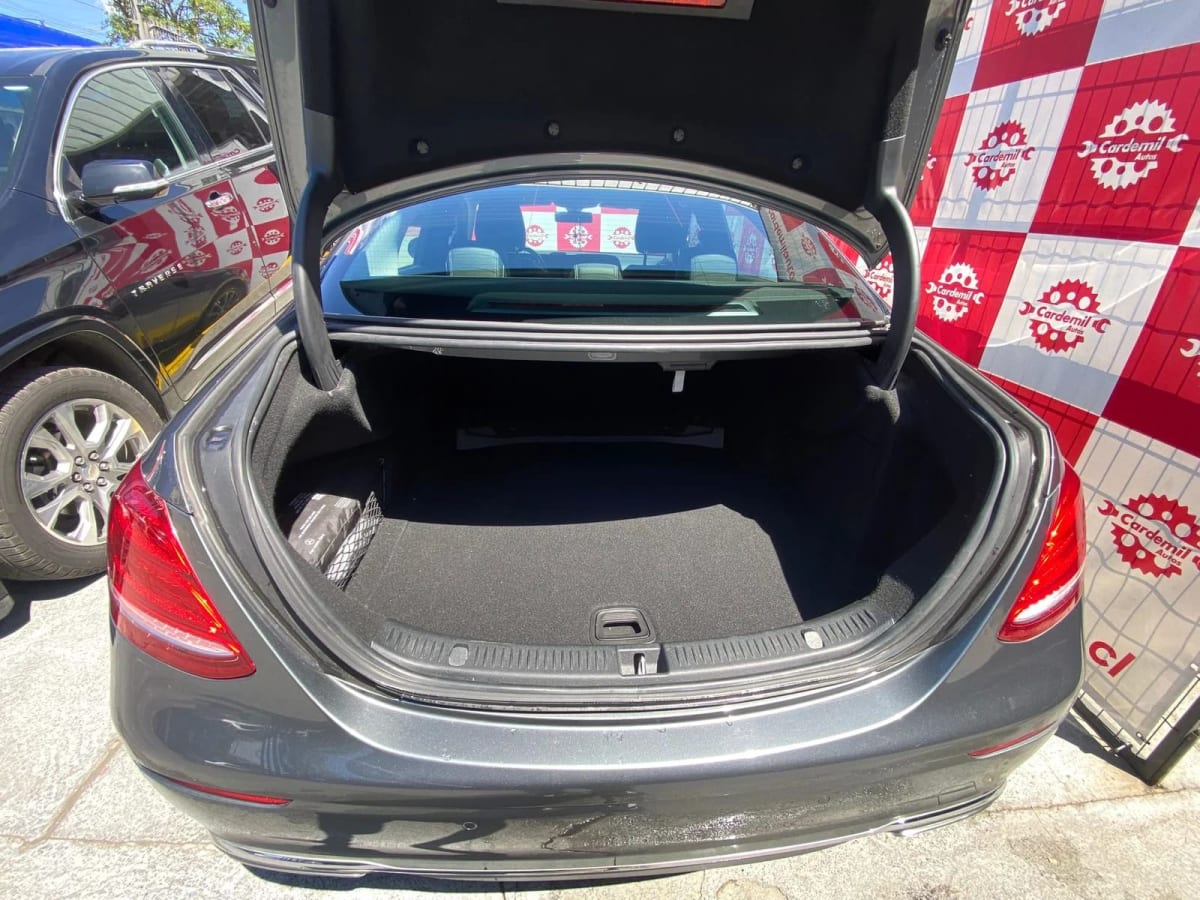 2017 Mercedes-Benz E200 2.0 - Miniatura 10