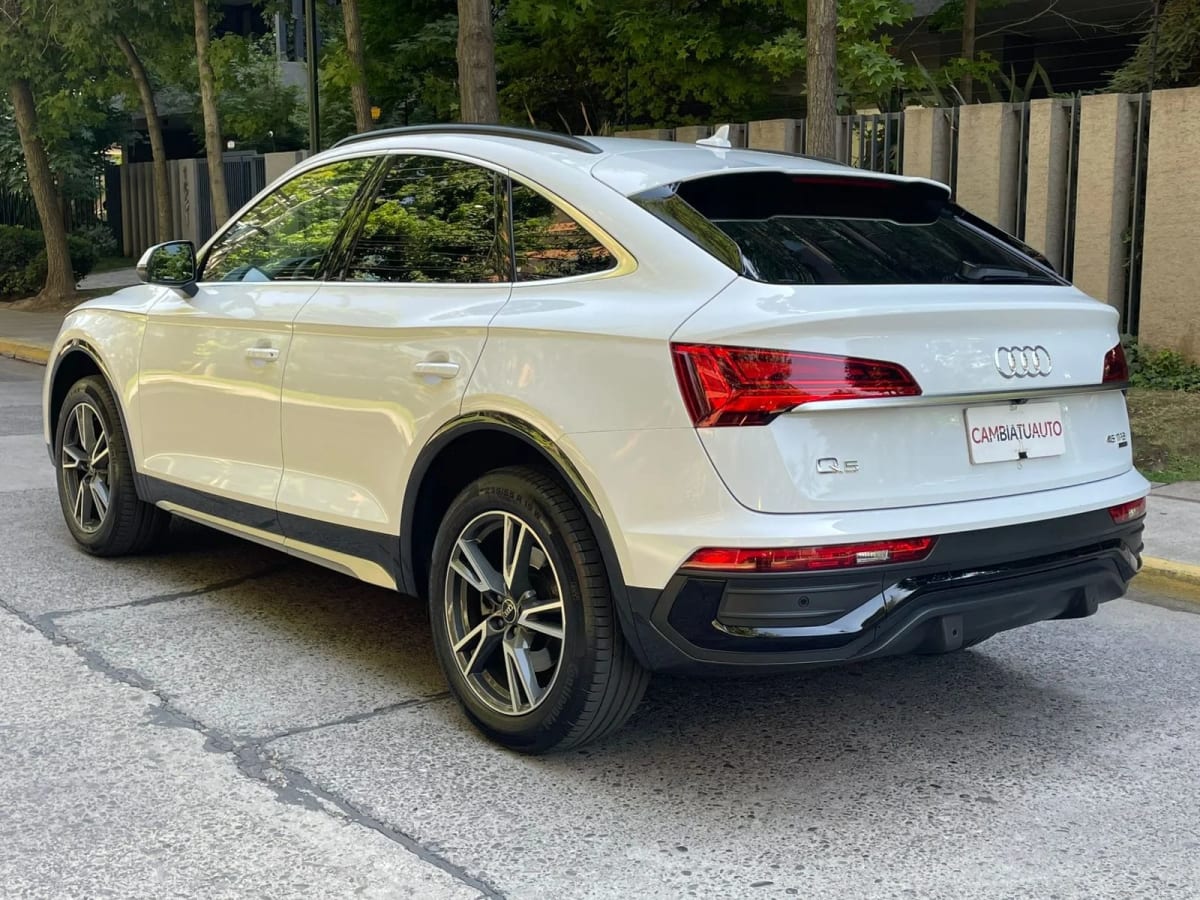 2025 Audi Q5 Sportback Negro - Miniatura 5