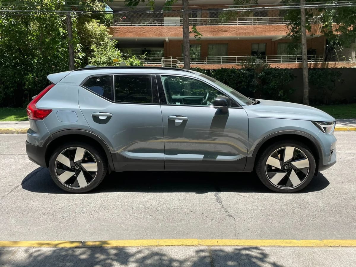 2023 Volvo Xc40 1.5 - Miniatura 7