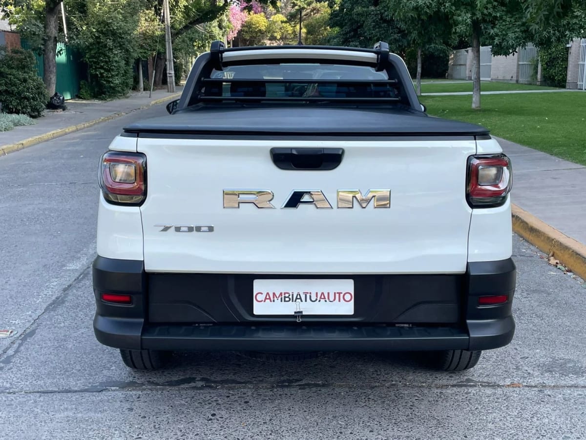 2023 RAM 700 SLT - Miniatura 5