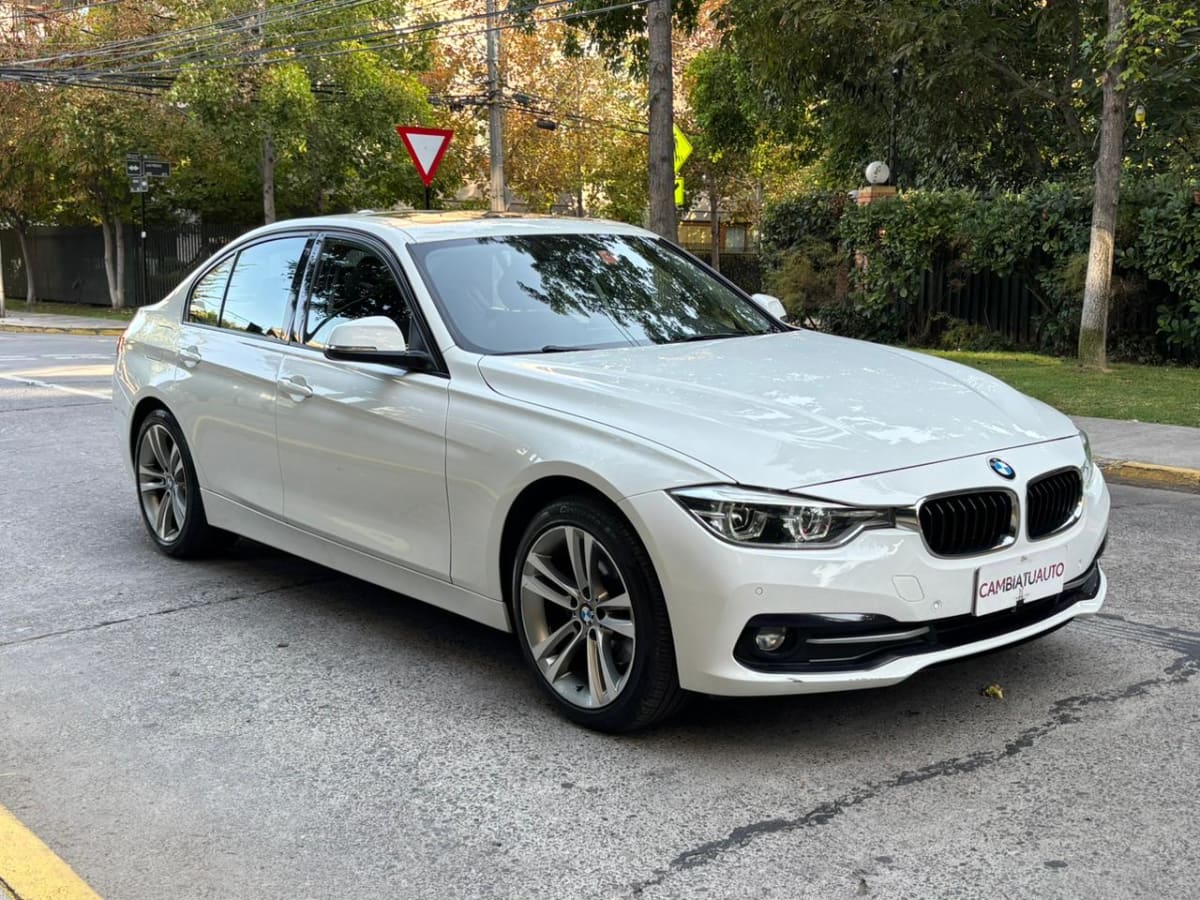 2019 BMW 320d Sport - Miniatura 2