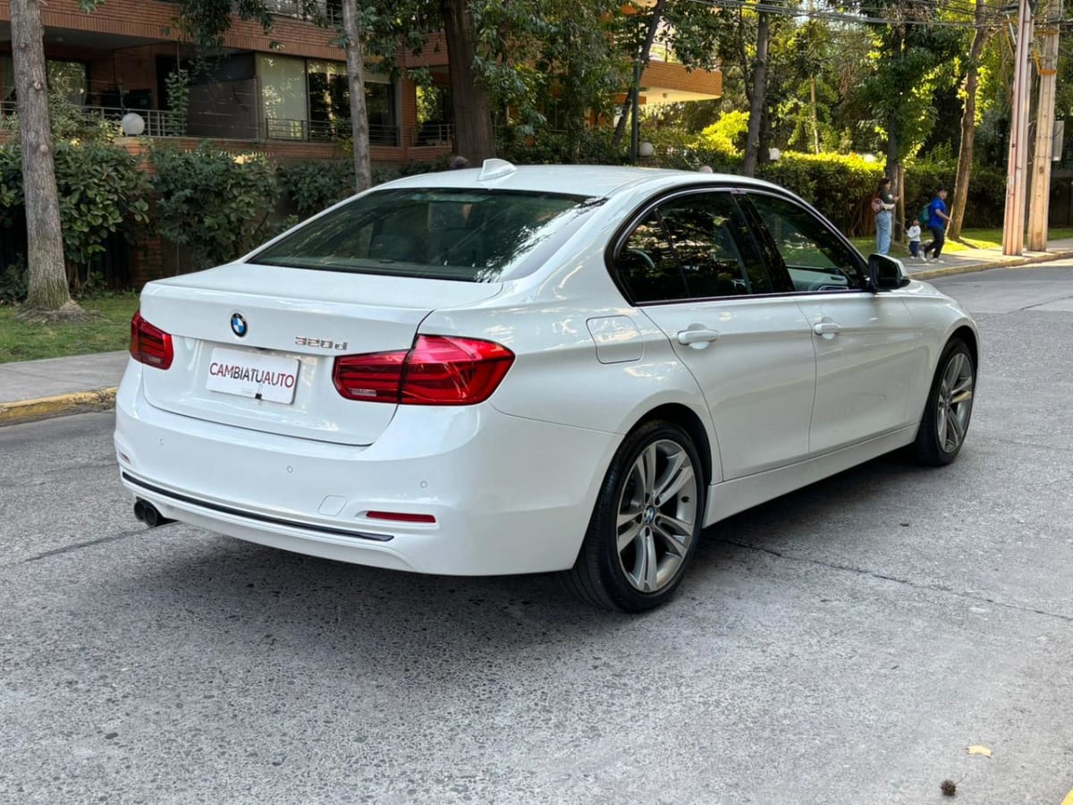 2019 BMW 320d Sport - Miniatura 8