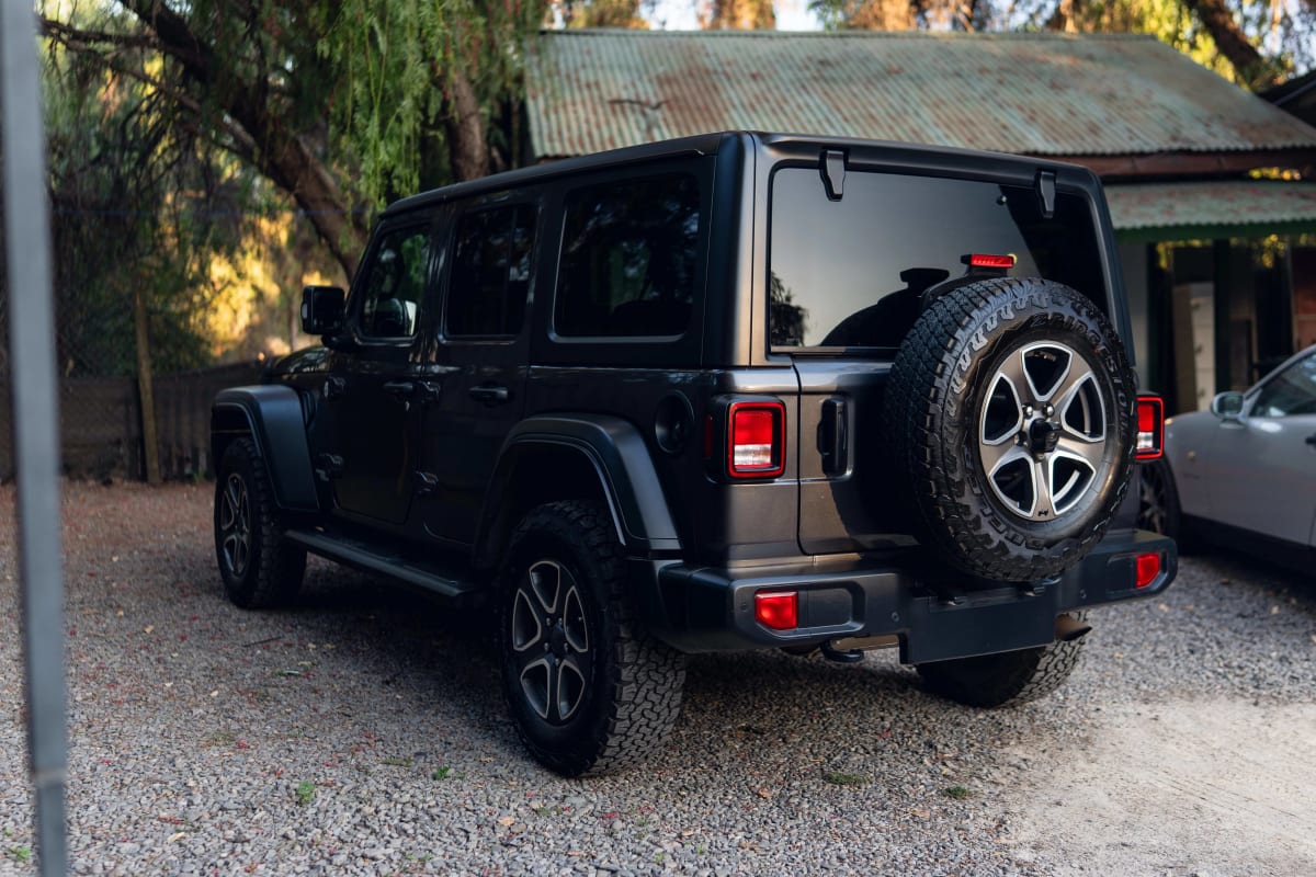 2021 Jeep Wrangler Unlimited - Miniatura 3