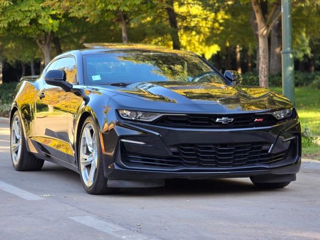 2023 Chevrolet Camaro SS Negro - Imagen 1