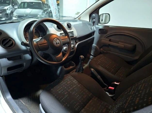 2026 RAM 700 Rapid - Miniatura 8