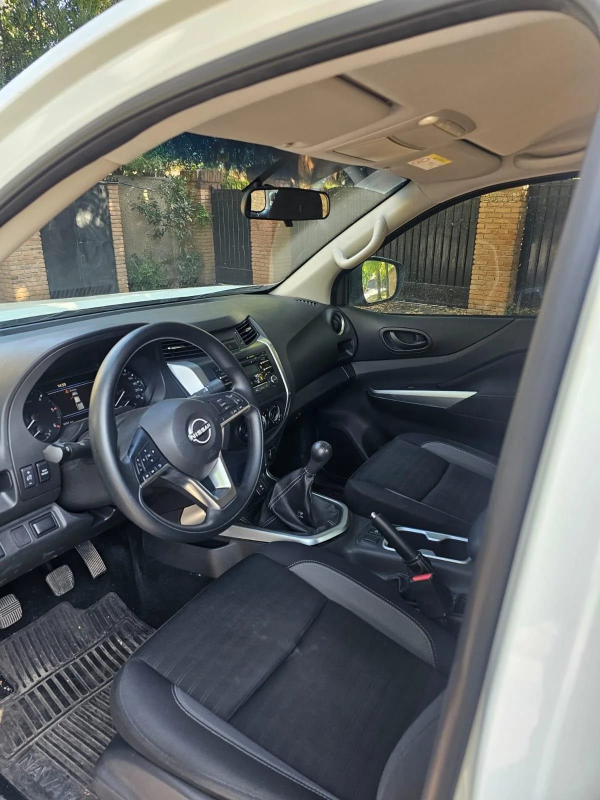 2023 Nissan Navara - Miniatura 3