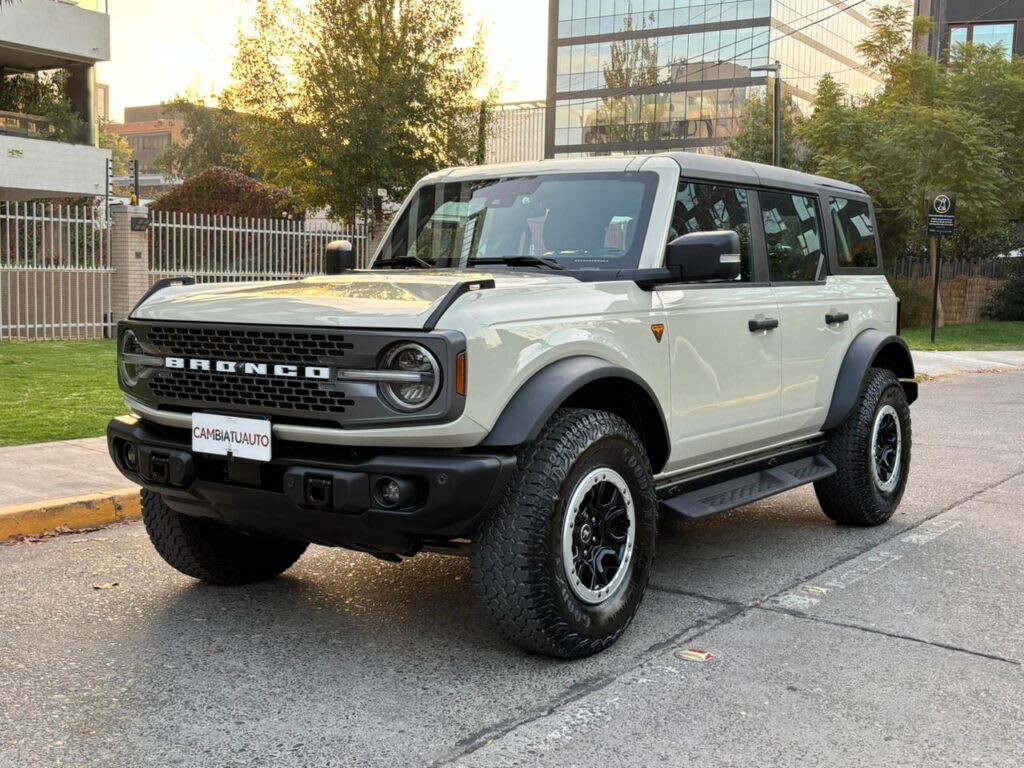 2026 Ford Bronco 2.7 - Miniatura 7