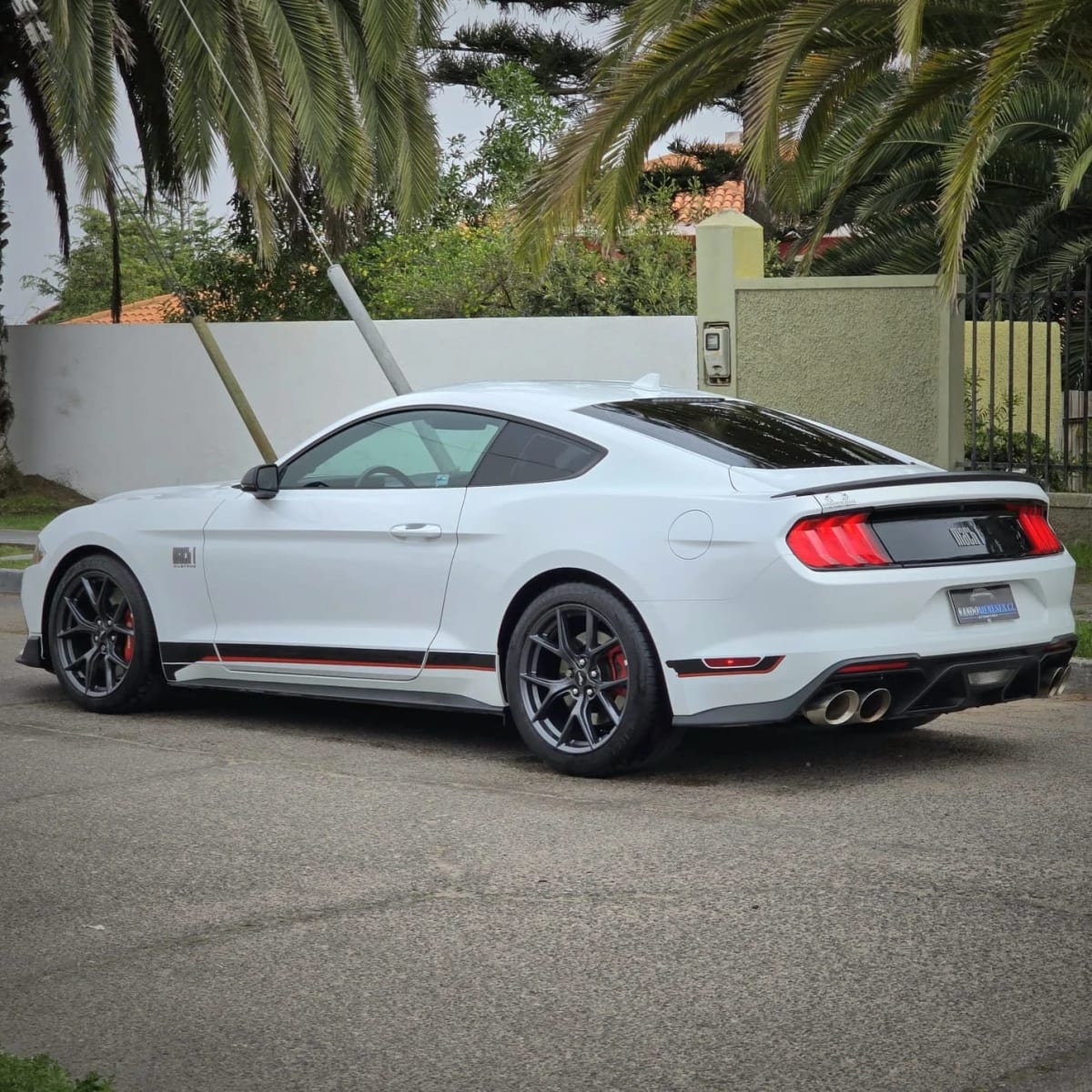 2023 Ford Mustang - Miniatura 9