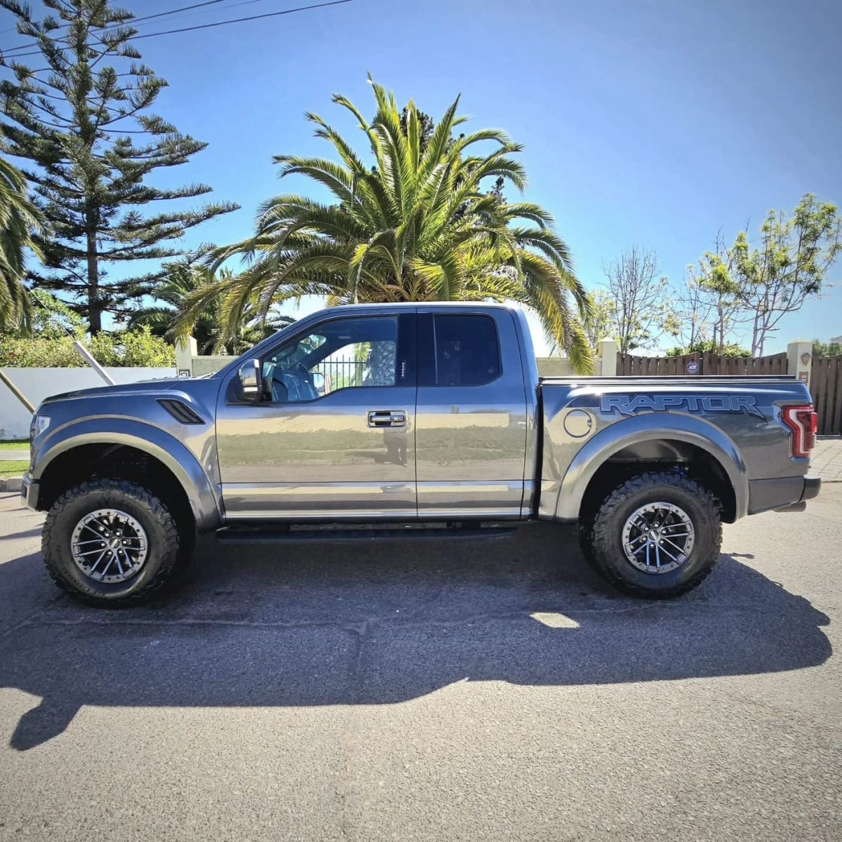 2018 Ford F150 RAPTOR RAPTOR - Miniatura 8
