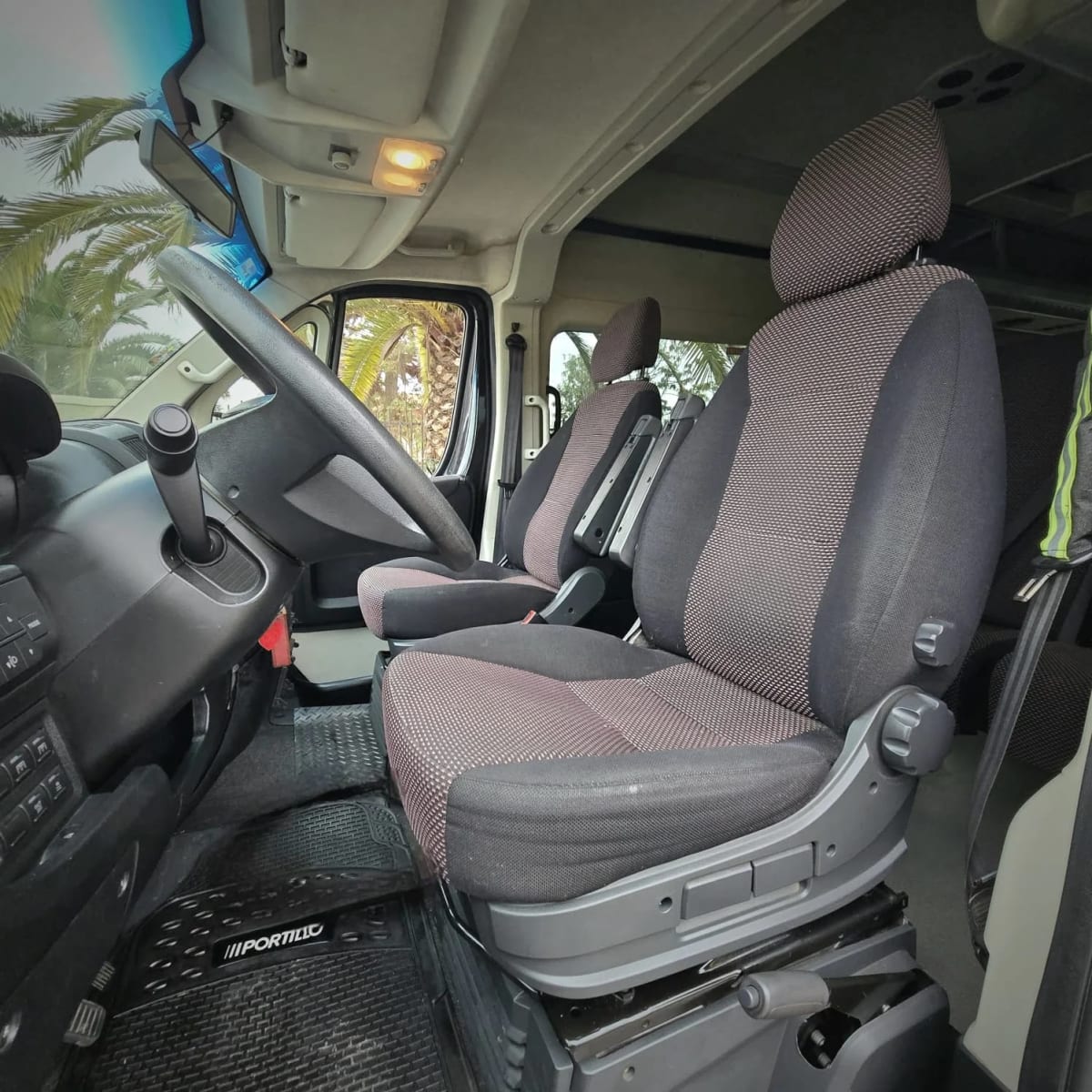2014 Peugeot Boxer - Miniatura 4