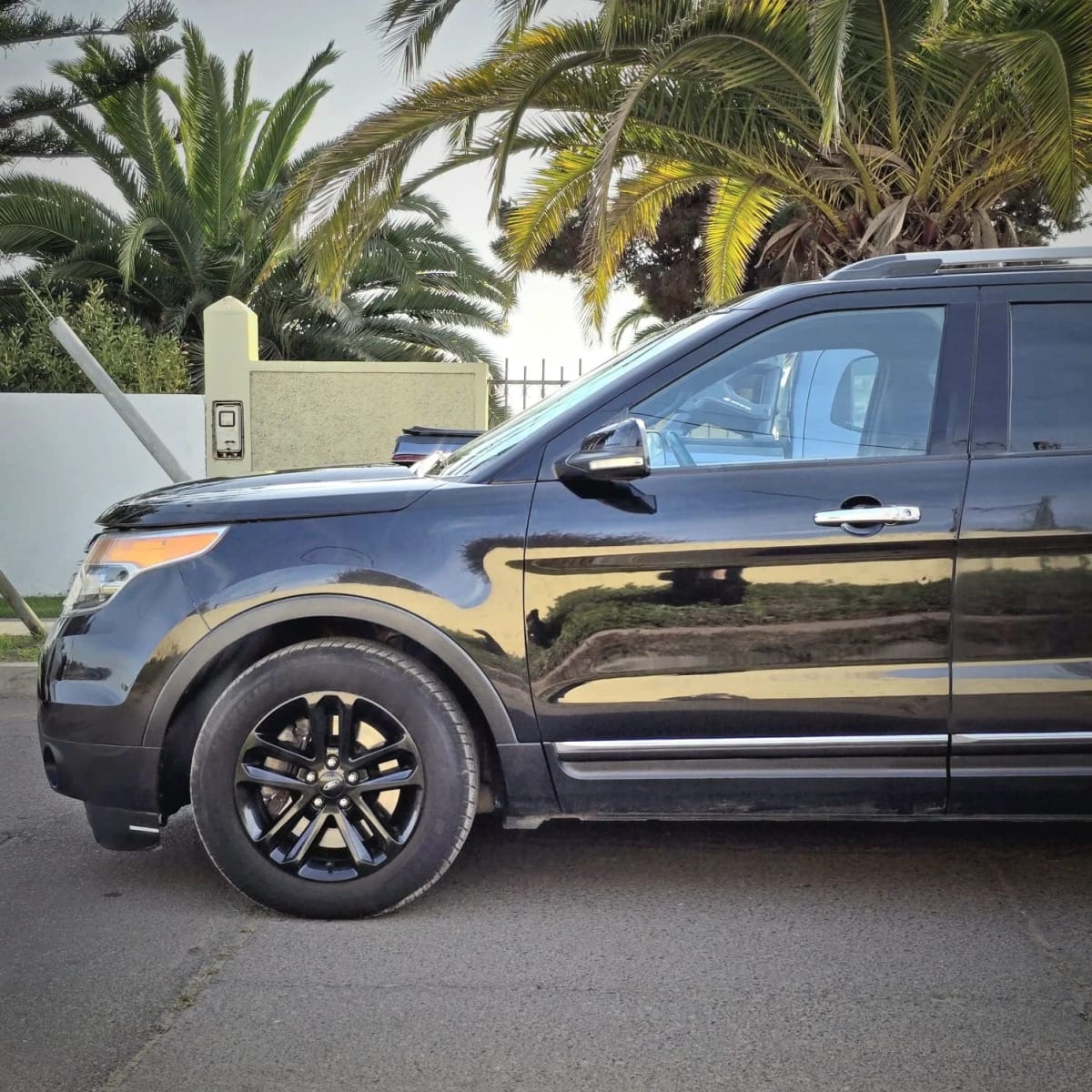 2013 Ford EXPLORER - Miniatura 5