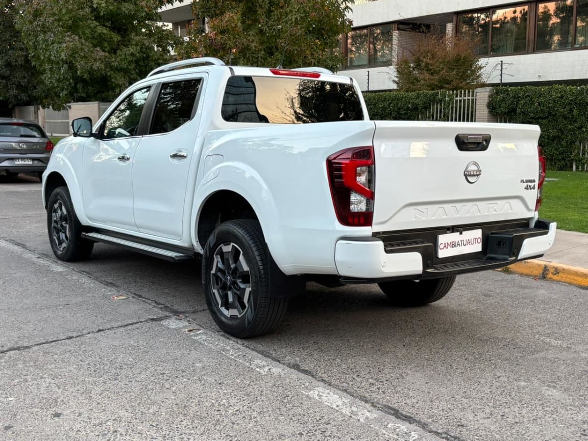2023 Nissan Navara Platinum - Miniatura 5